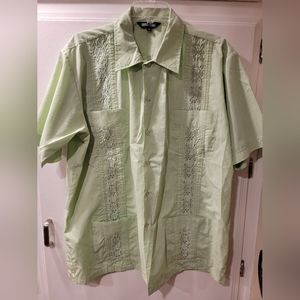 Gianni Vialli Mens Medium Embroidered Four Pocket Lounge/Hawaiian Shirt